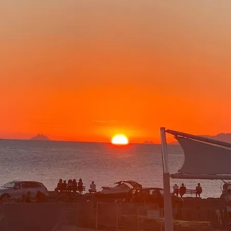 En Face Апартаменты Сис-Фур-Ле-Пляж