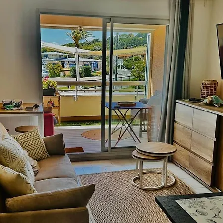 Apartment En Face