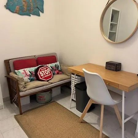 En Face Apartment Six-Fours-les-Plages